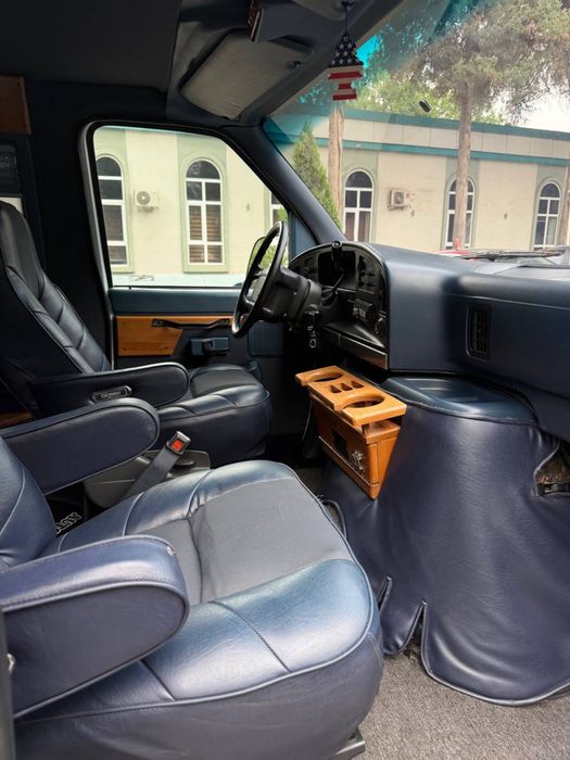 Ford Econoline Antikvar Mator - V8 5.8 Atmosferniy