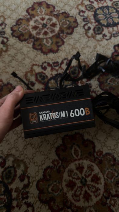 Sursa pc kratos m1 600b 80plus bronze RGB