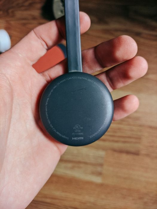 Boxa inteligenta Google Home Mini & Google Chromecast
