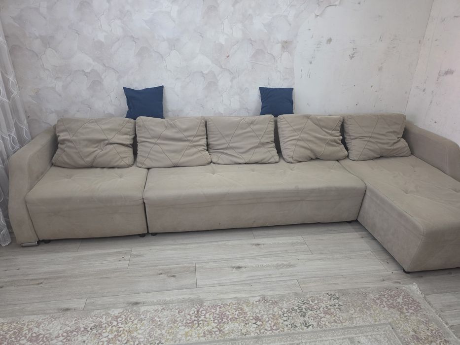 Продам Диван в хорошем состоянии