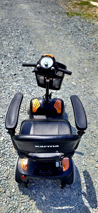 Scuter Carut electric KARMA pentru persoane cu dizabilități handicap