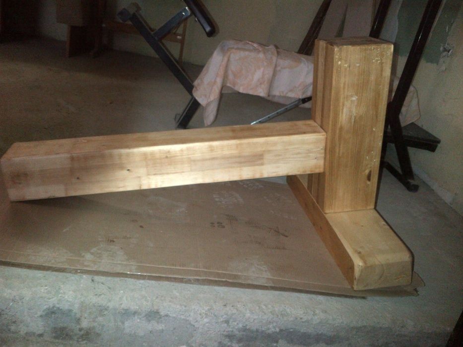 Масивни маси , маси от шевна машина , мостри и ретро - холандска