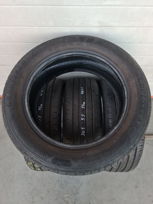 Летни гуми 4 броя GOODYEAR EfficientGrip 205 55 R16 дот 4821