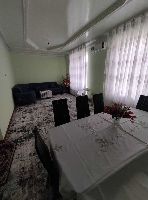 Уй ховли сотилади, продаётся дом срочно