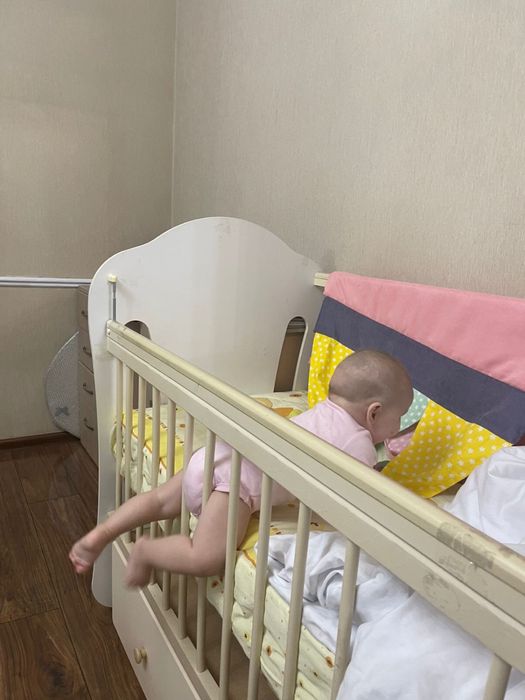 Кроватка детская
