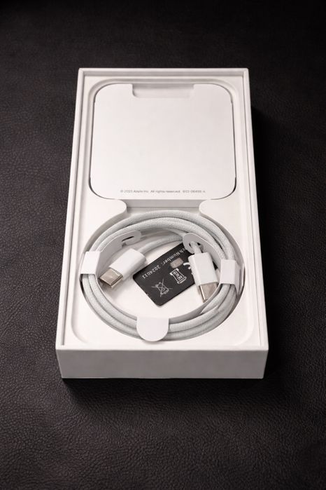 Iphone 15 розов в отлично състояние