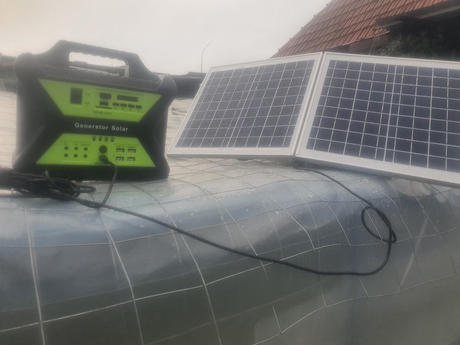 Generator Solar de Curent cu Panou Solar/Excursii