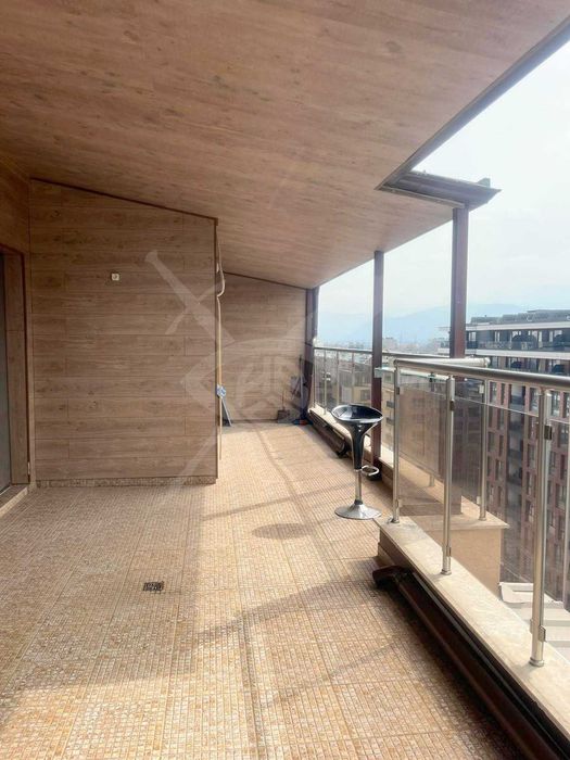 Продава се Тристаен апартамент в Пловдив, Христо Смирненски - 135 кв.м за 1535 €/кв.м - Снимка #1