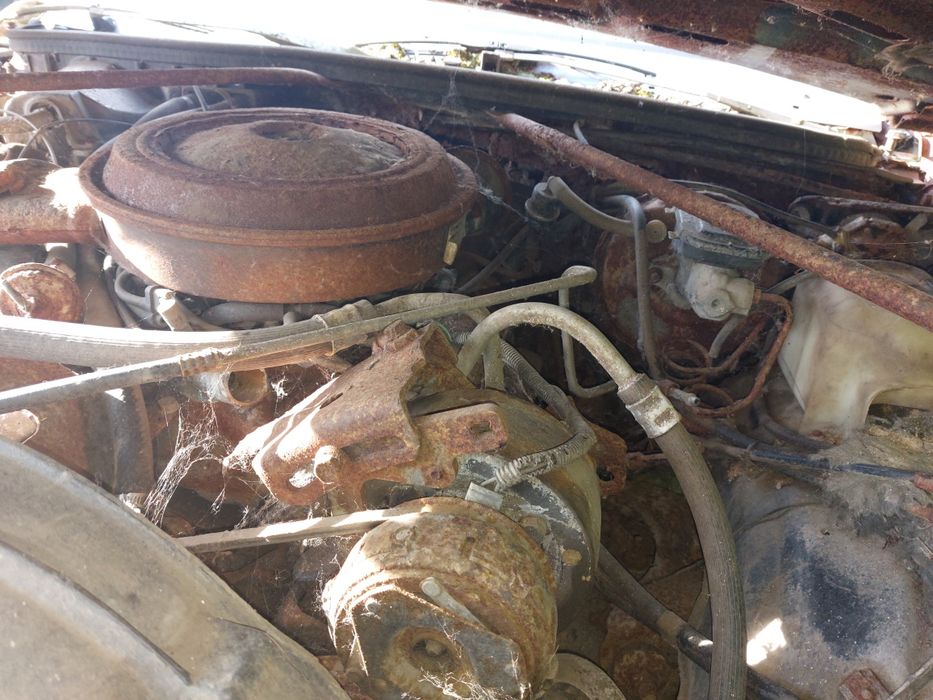 Vând Chevrolet Monte Carlo  coupe 1980 radiat la cerere