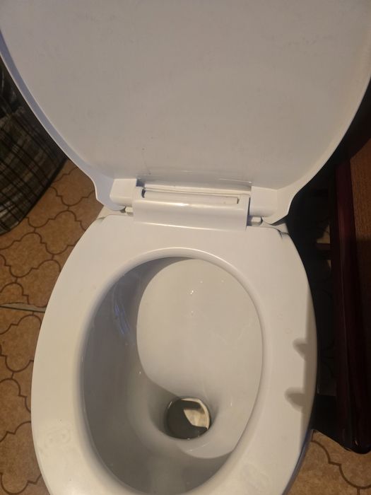 Продам   унитаз.