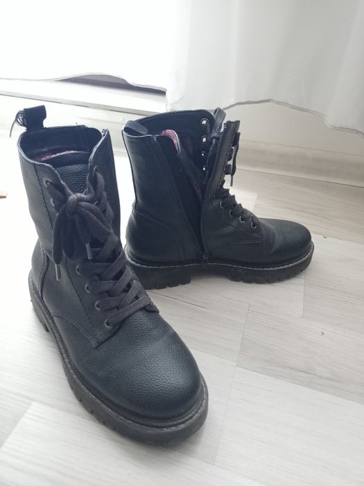 Дамски черни боти