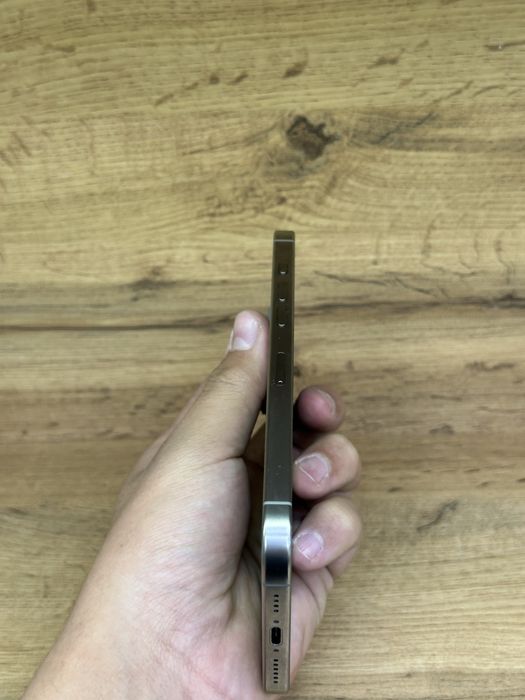 16 про мах 256 ёмкость 100 через банк можна