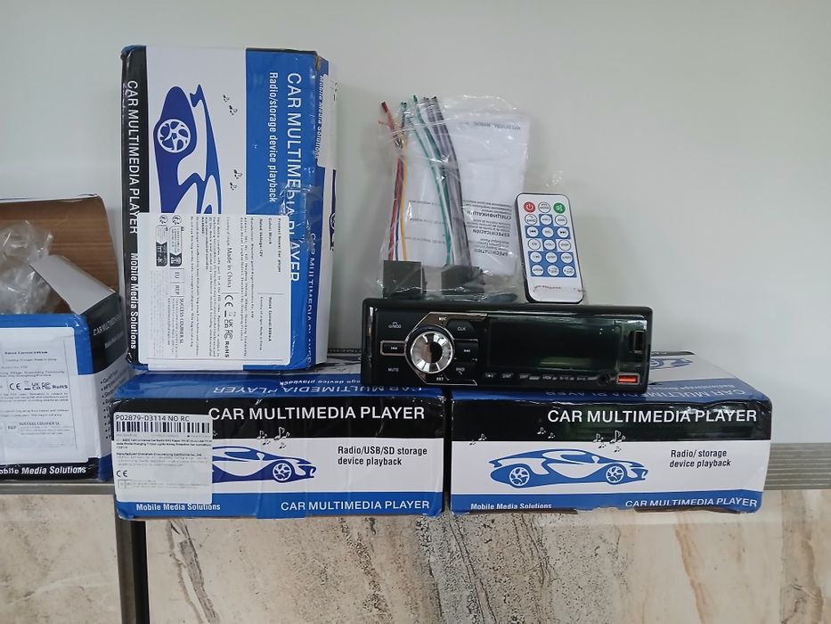 Casetofon auto cu bluetooth