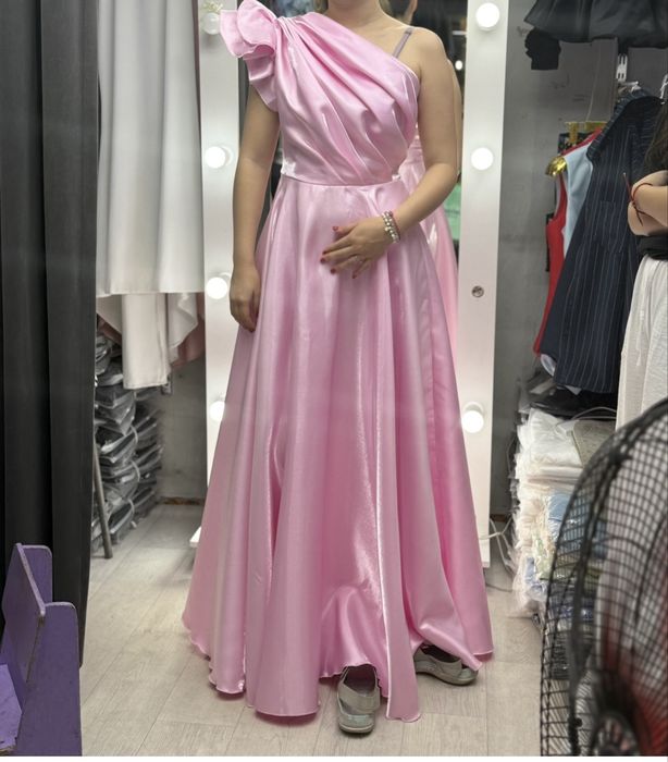 Продам ПЛАТЬЕ вечернее! Нарядное!