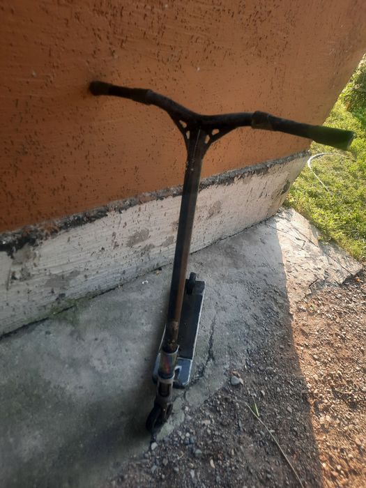 Продам трюковой самокат