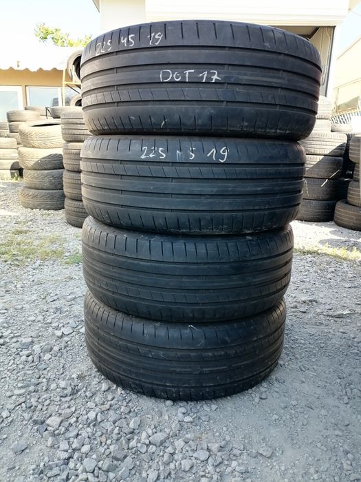 225 45 R 19 DUNLOP ДОТ 4817