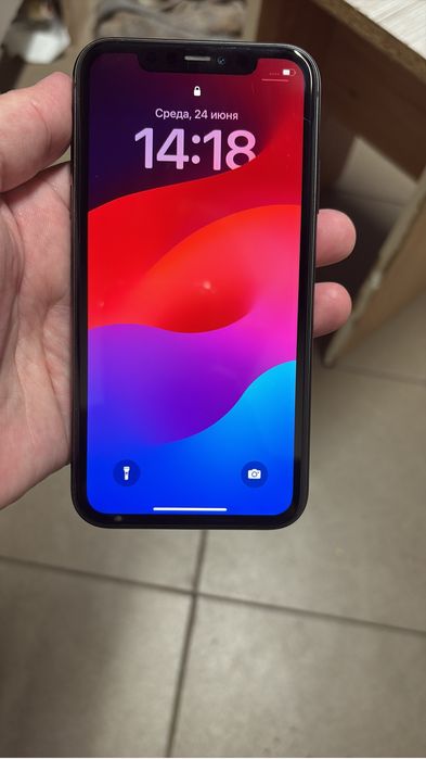 Iphone 11 64гб емкость 69%