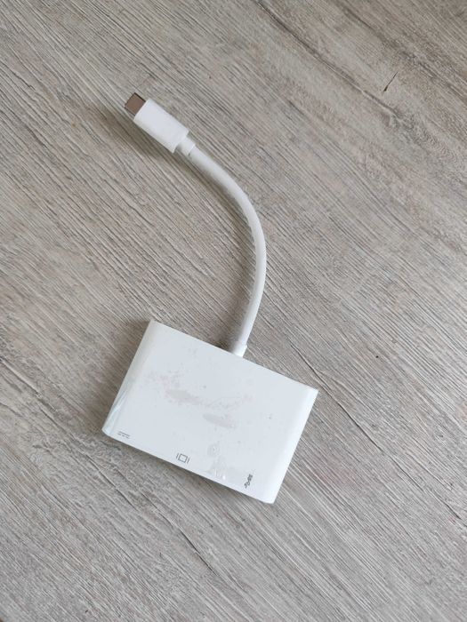 USB-C докинг станция
