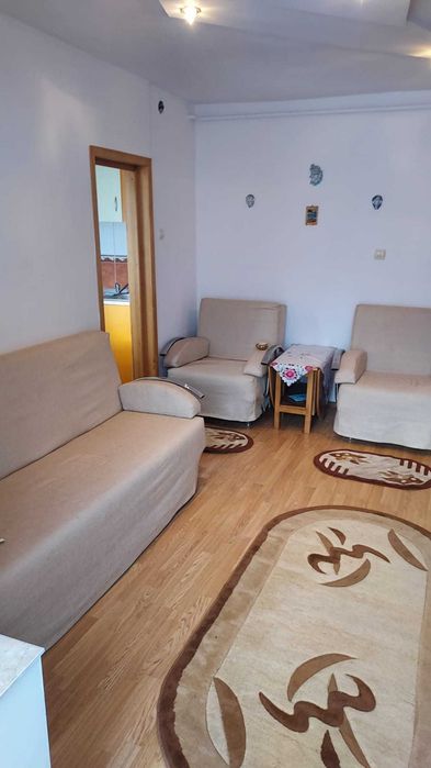 Garsoniera de vanzare vis-a-vis de IUPS