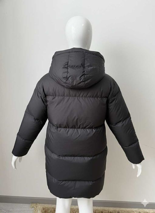 Продам новую куртку Calvin Klein