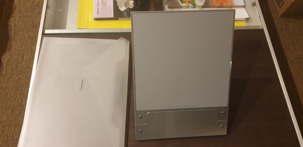 Note book stand