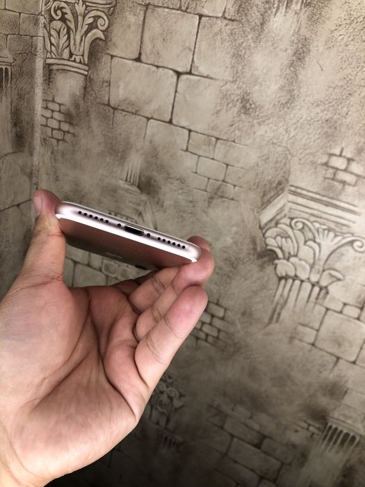 Iphone 7 rose gold 128 gb ideal