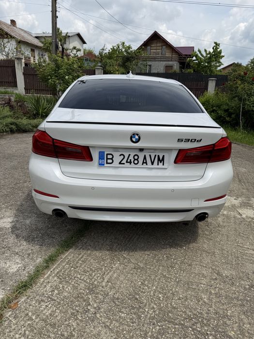 BMW 5 Series 2020 — imagine 4