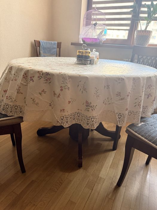 Стол кухонный, из дерева