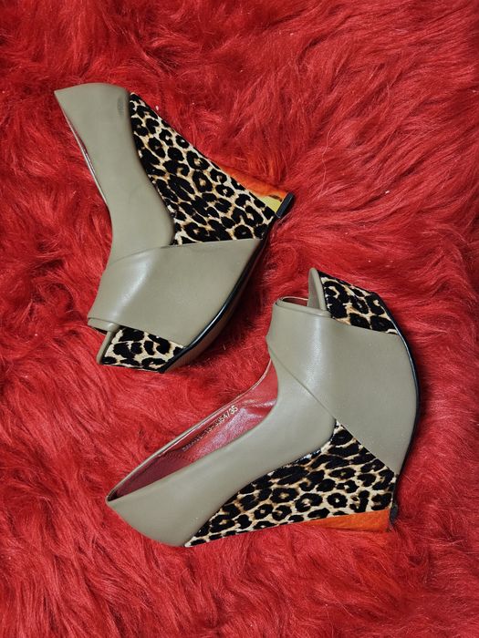 Уникални елегантни обувки на висока платформа без пръсти