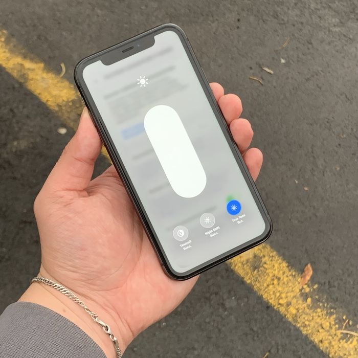 Iphone 11 128gb ideal 189$ srocni