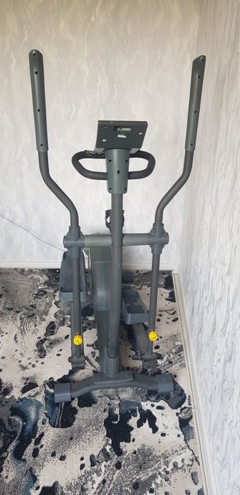 элиптический кардио тренажер