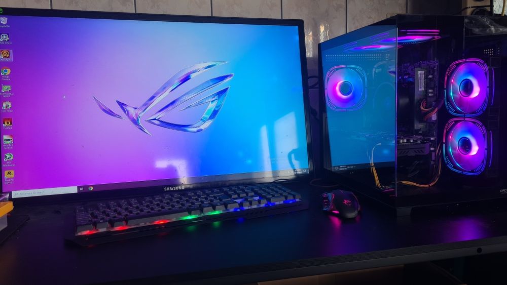 Unitate PC Gaming Ryzen 5 video 4GB RX 570 16GB RAM SSD