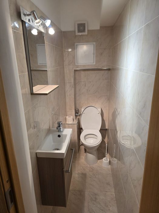 Închiriez apartament 3 camere zona centrala, Bdul Griviței nr 51