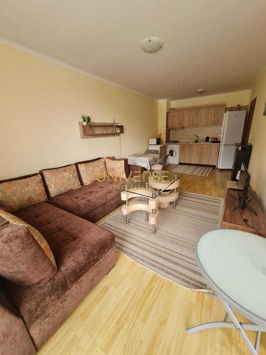 Продава се Двустаен апартамент в к.к. Елените - 65 кв.м за 831 €/кв.м - Снимка #1