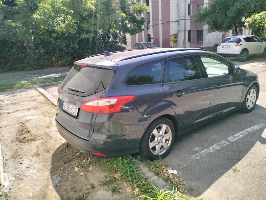 FORD Focus 2012 — imagine 5
