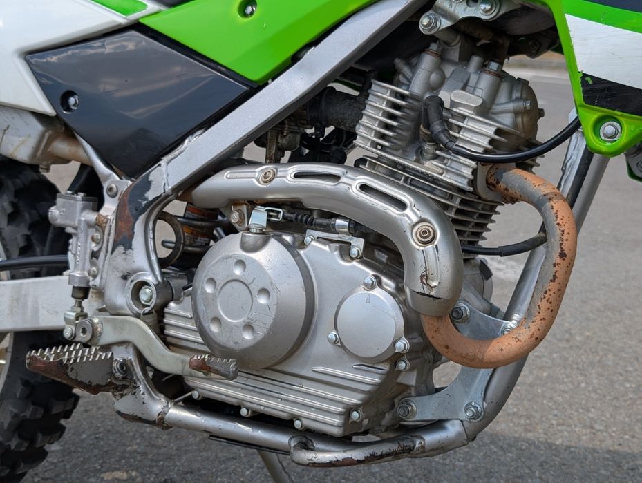 Kawasaki KLX 140 2008 motocicleta cross - enduro