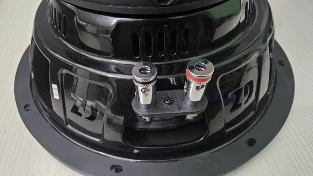 Сабвуфер Ground Zero сабвуфер GZIW 250X-II