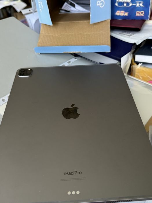 Ipad pro12.9 inch 2023 6Th Generatio /hspta/llte5g: 2099 lv