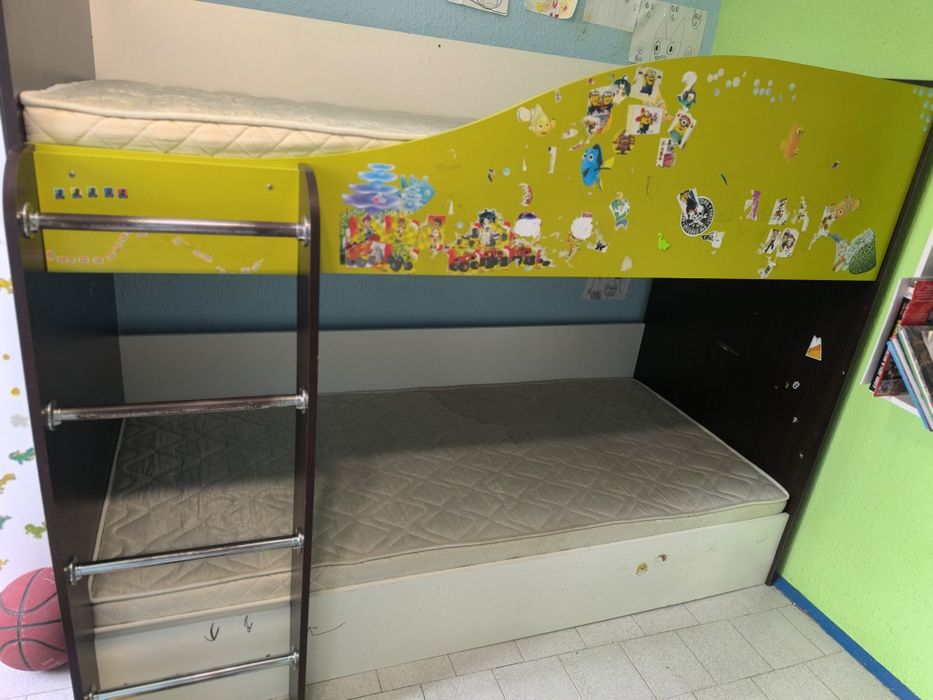 Двойно детско легло