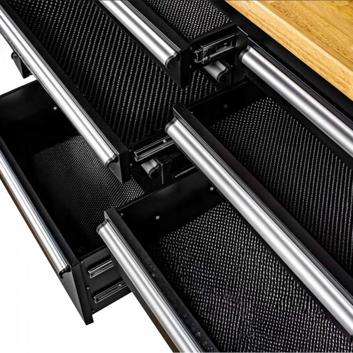 Подвижен шкаф за инструменти с работен плот JCB