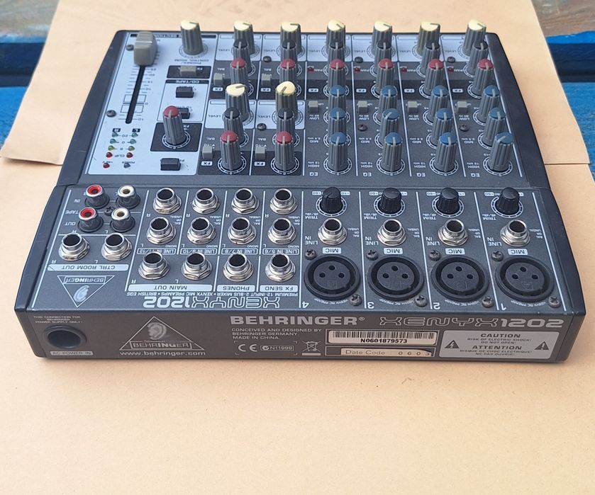 Vand mixer Behringer Xenys1202