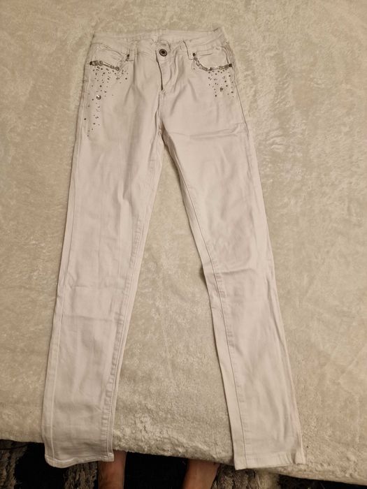 Дамск панталон на фирма 29 desire и тъмно сини дънки