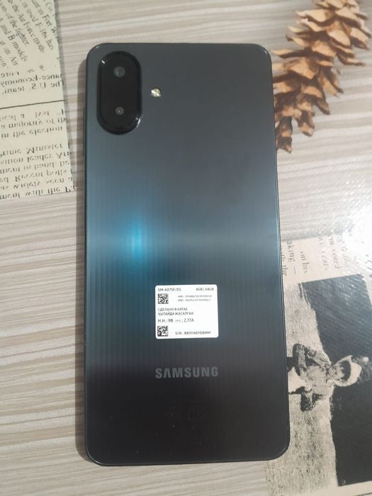 продам телефон Samsung GalaxyA07