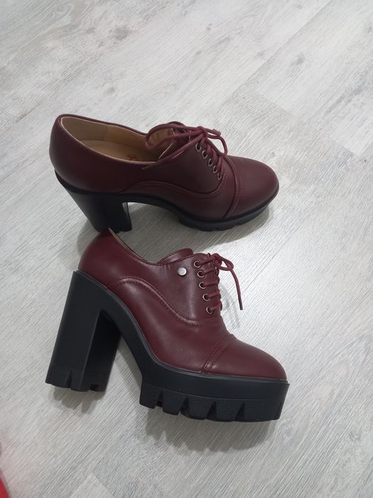 Ботильоны новые.