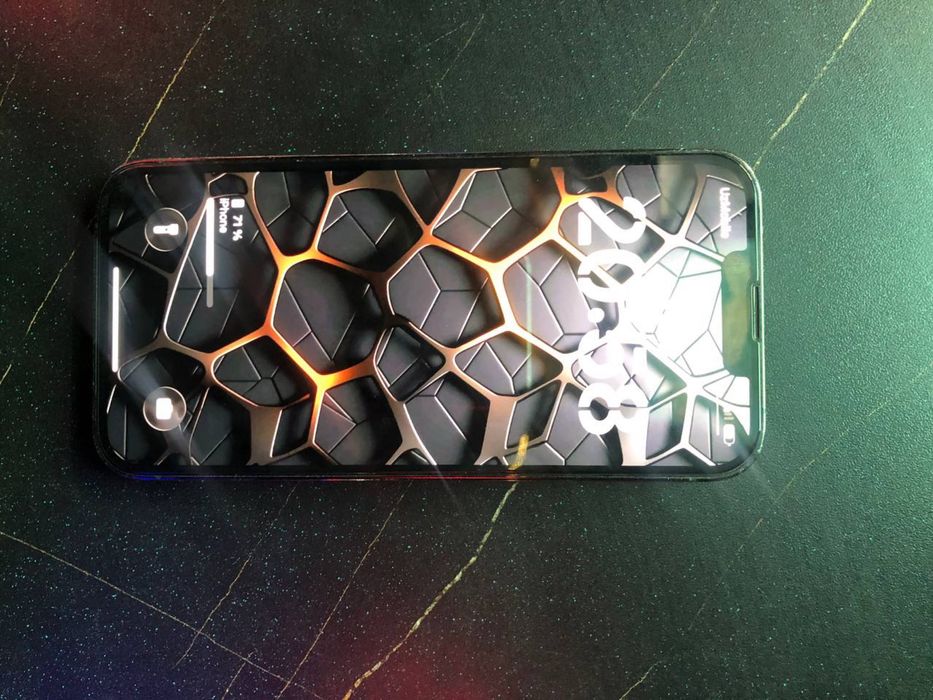 IPHONE 13 pro sotiladi