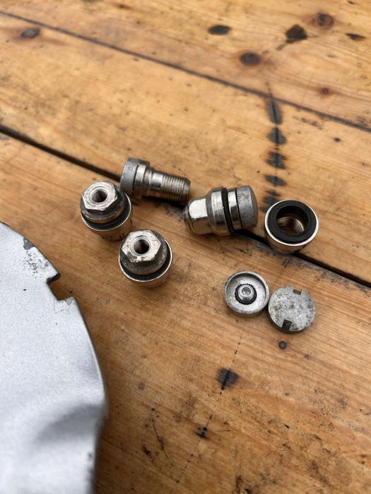 Джанти MOMO с гуми Petlas 4х100/17