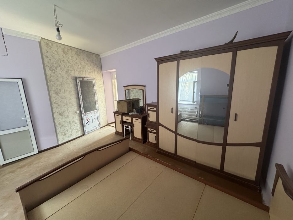 Dustlik MFYda uy sotiladi