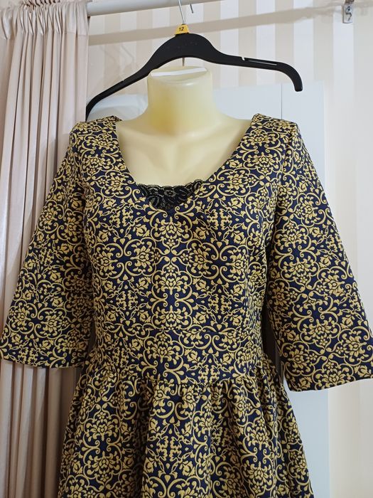 Нарядное платье, Европа