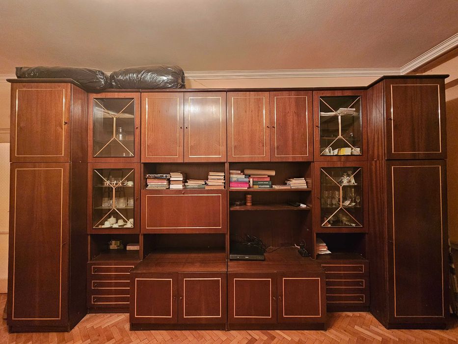 Продавам секция за хол