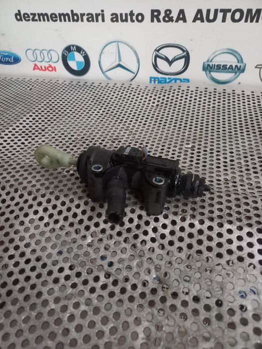 Pompa Cilindru Receptor Ambreiaj Bmw 320 D F30 F31 Motor N47D20D Cod  - Dezmembrari Arad